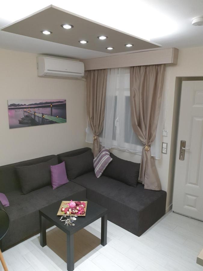Luxrooms Ofrínion Exterior photo